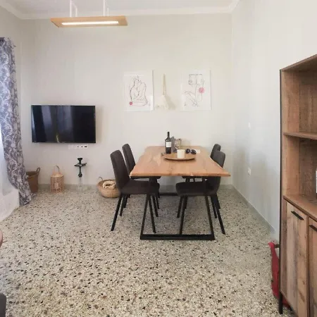 Amazing Maisonette With Roof Garden & Bbq Apartment *
